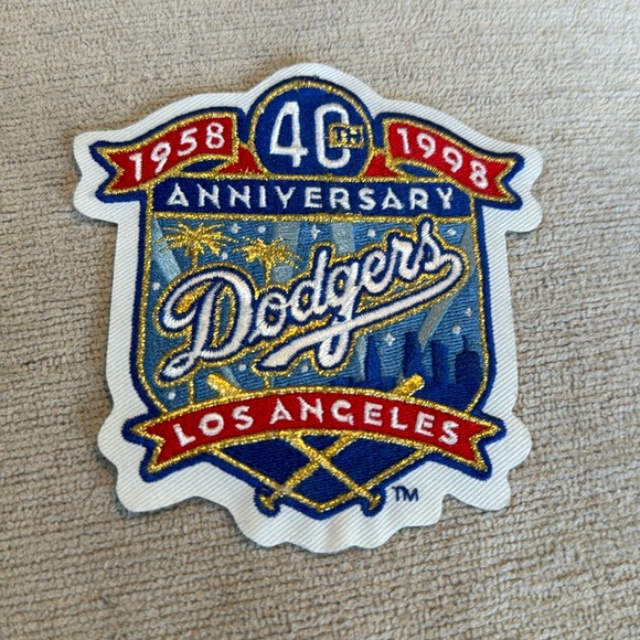 Los Angeles Dodgers 40th Anniversary Official MLB Game Patch - Picture 1 of 4
